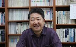 그늘 속의 그늘