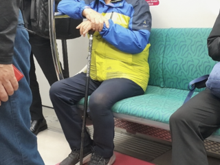 [포토] 60대 아줌마,아저씨가 임산부?