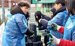 한밭여중, 연탄배달 봉사   