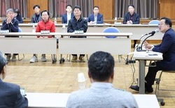 이장우 대전시장, 전통시장 활성화 위해... 28개 상인회와 ‘맞손’