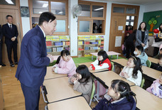 설동호 교육감, 대전서부초 늘봄학교 현장 방문