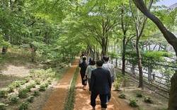 한밭수목원 맨발걷기 산책로 인기
