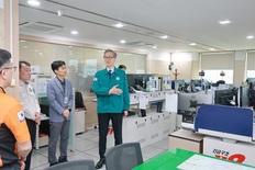 대전시장 권한대행 첫 현장 점검 119종합상황실·고유가피해지원TF 등 방문... 시정 공백 방지