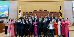 베트남 빈롱성 대표단, 대전시의회 방문
